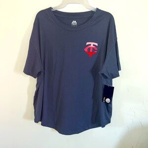 MINNEAPOLIS MINNESOTA TWINS SIZE LARGE NWT SHORT SLEEVES TEES